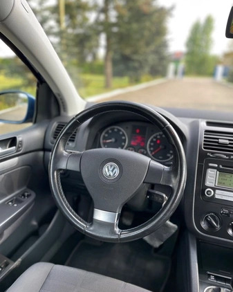 Volkswagen Golf cena 15900 przebieg: 200000, rok produkcji 2007 z Nowogród małe 121